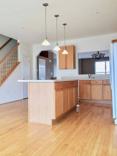 Main picture of 158 Fieldstone Ct