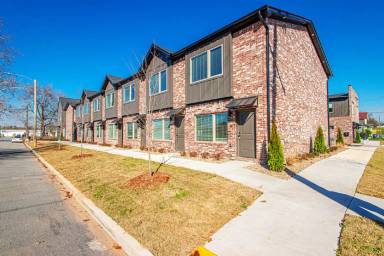 Main picture of Leasing Now - New Townhomes, North Little Rock Argenta Arts Area