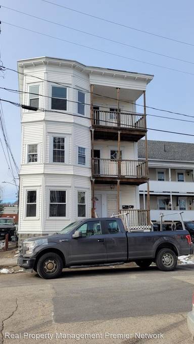 Main picture of 11 3rd St