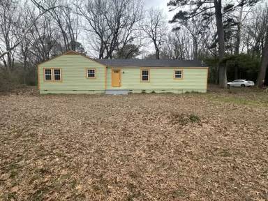 Main picture of 720 Cooper Rd