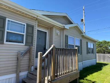 Main picture of 235 W Harry St
