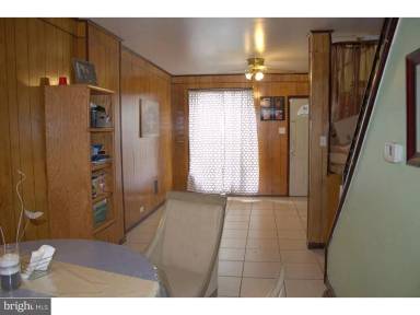 Main picture of 605 Eisenbrown St