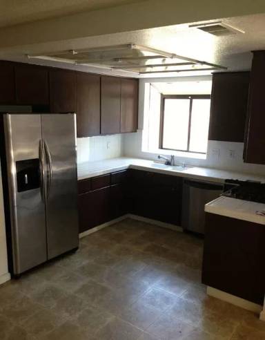 Main picture of 2077 Angelico Cir
