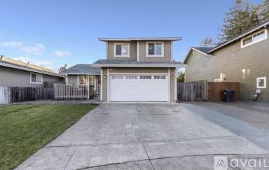 Main picture of 1505 Garfield Ct