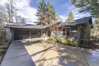Main picture of 2550 W 23rd Ave