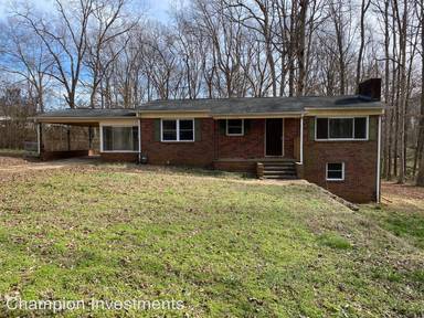 Main picture of 2128 Dana Pl