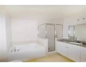 Main picture of Alaqua Condo