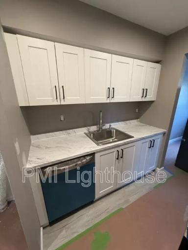 Main picture of 144 Storm Dr