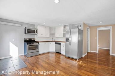 Main picture of 2108 6th St