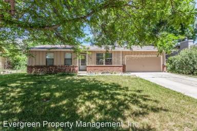Main picture of 700 Mansfield Dr