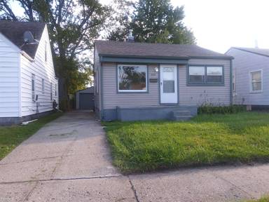 Main picture of 7066 Republic Ave