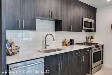 Main picture of 1600 N Willis Blvd