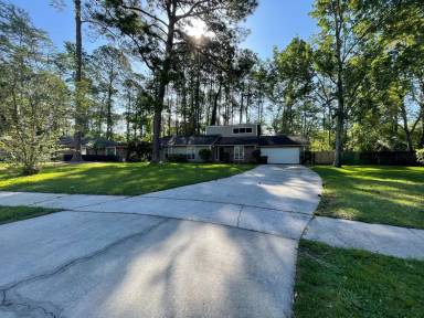 Main picture of 10697 Ballestero Dr E
