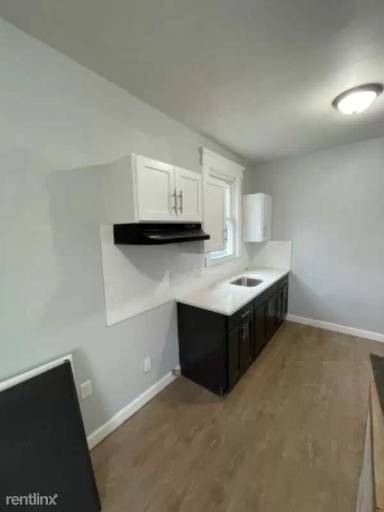 Main picture of 116 Seymour Ave