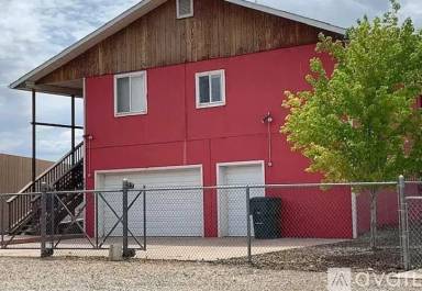 Main picture of 409 W Main St