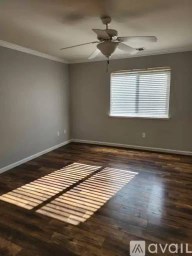Main picture of 2045 Stone Wood Loop