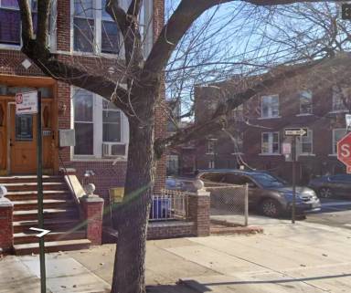 Main picture of 553 Miller Ave