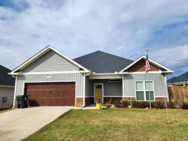 Main picture of 109 Cascades Ct