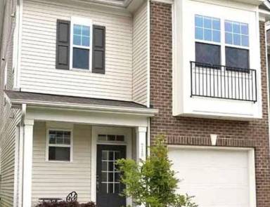 Main picture of 718 Silver Stream Ln