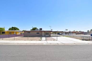Main picture of 2657 S Las Palmas Vista Ave