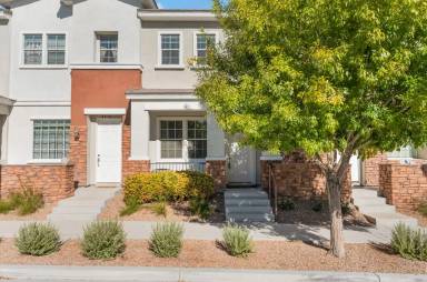 Main picture of 8472 Garside Dr