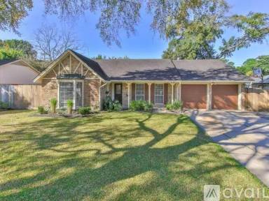 Main picture of 3011 Greenhaven Ln
