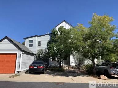 Main picture of 1400 Lee Hill Dr