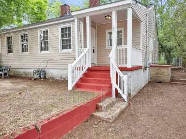 Main picture of 195 Hedges St SE