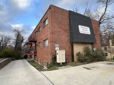 Main picture of 2618 Harrison Ave