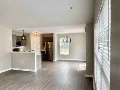 Main picture of 2020 Chelsea Ln