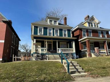 Main picture of 1973 N 4th St