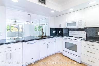 Main picture of 27 Abbey Ln