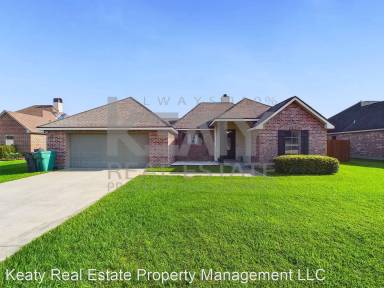 Main picture of 108 Cranberry Dr