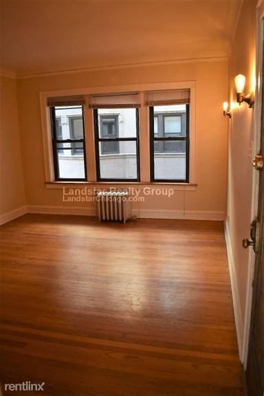 Main picture of 4519-27 N Paulina St Apartments