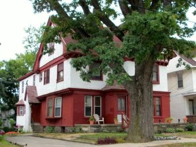 Main picture of 253 Eastern Ave SE