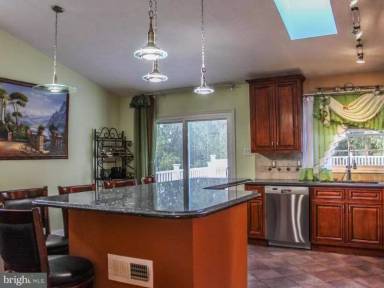 Main picture of 1315 Kingsbury Rd