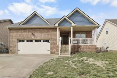 Main picture of 2214 Fairfax Dr