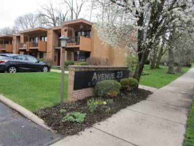 Main picture of 23 College Ave SE