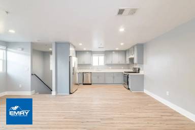 Main picture of 814 N Wilmington Blvd