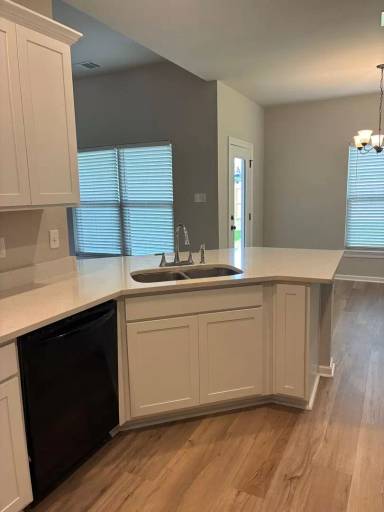 Main picture of 137 Keaton Ct