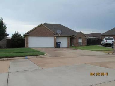 Main picture of 637 E Katelyn Ln