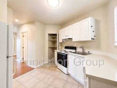 Main picture of 842 Davis Pl S