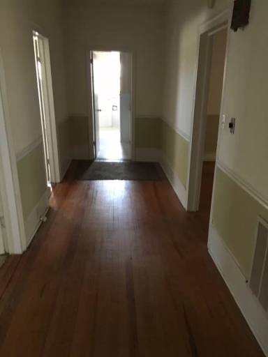 Main picture of 403 York Rd