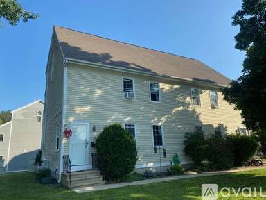 Main picture of 4 Gilman St