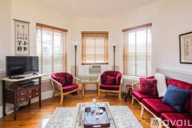 Main picture of 369 Tappan St