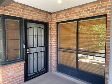 Main picture of 333 S Alvernon Way