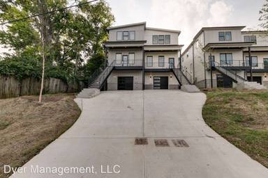 Main picture of 113 Elmhurst Ave