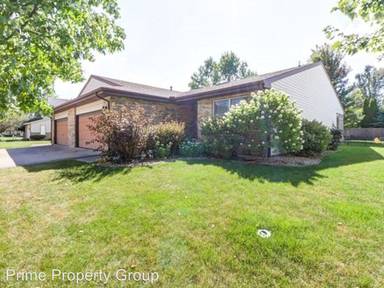 Main picture of 703 Ramblewood Ct