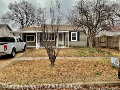 Main picture of 1156 S Christine St