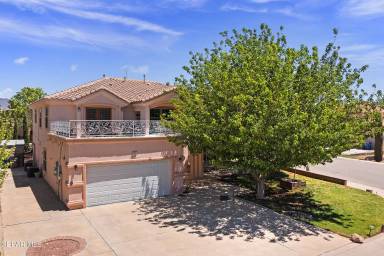 Main picture of 1091 Los Moros Dr